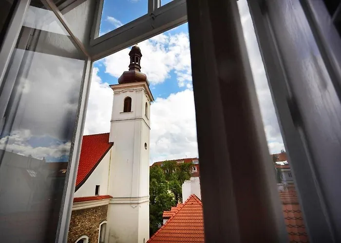 Adler - Czech Leading